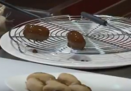 Algerian Stuffed Dates Recipe